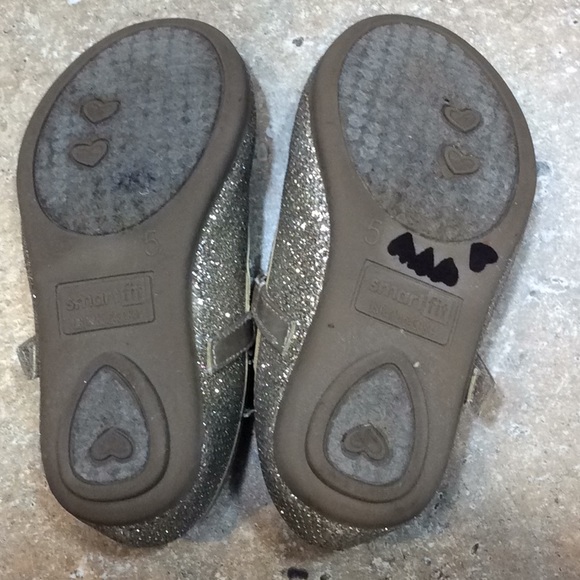 GIRL’S SMART FIT GOLD GLITTER BALLET SHOES - Picture 6 of 8